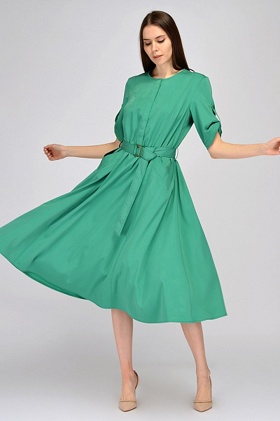 Платье зеленое длины миди с карманами и поясом