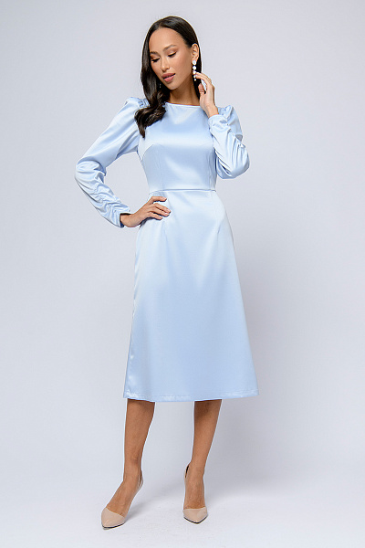 Платье голубое длины миди с длинными рукавами