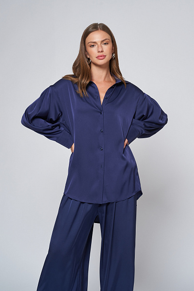 Блуза темно-синего цвета в пижамном стиле