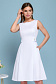 Платье белое без рукавов с декоративными элементами