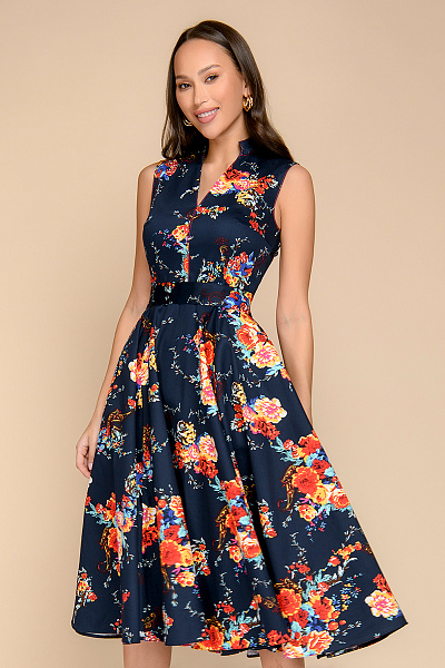 Платье синее с цветочным принтом длины миди без рукавов