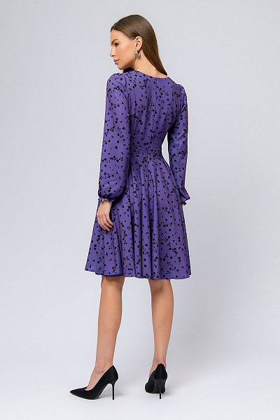 Платье фиолетовое с цветочным принтом и длинными рукавами