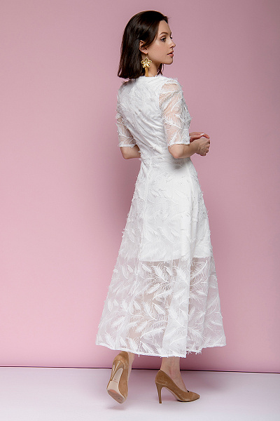 Платье белое с фатиновым верхом и короткими рукавами