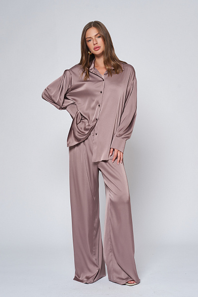 Блуза коричневого цвета в пижамном стиле