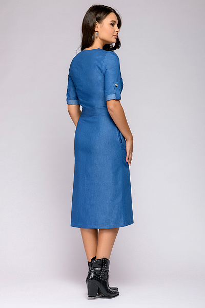 Платье голубое длины миди на пуговицах с глубоким вырезом
