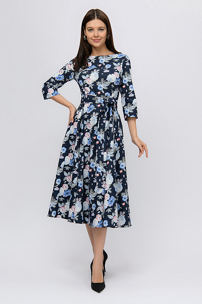 Платье синего цвета с цветочным принтом длины миди