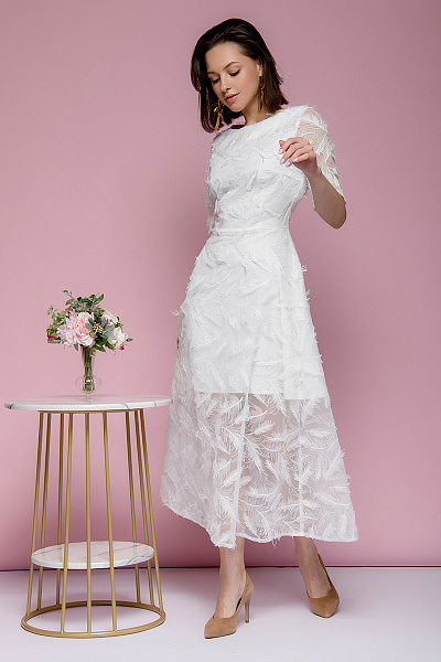 Платье белое с фатиновым верхом и короткими рукавами