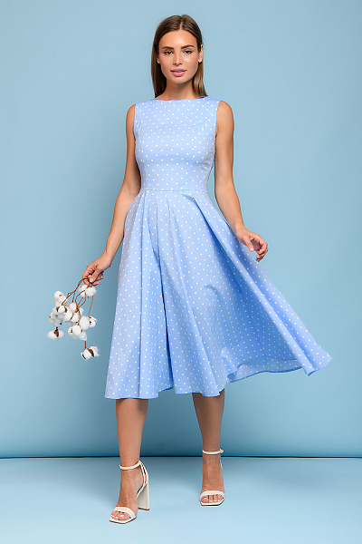 Платье голубое в горошек длины миди в стиле ретро