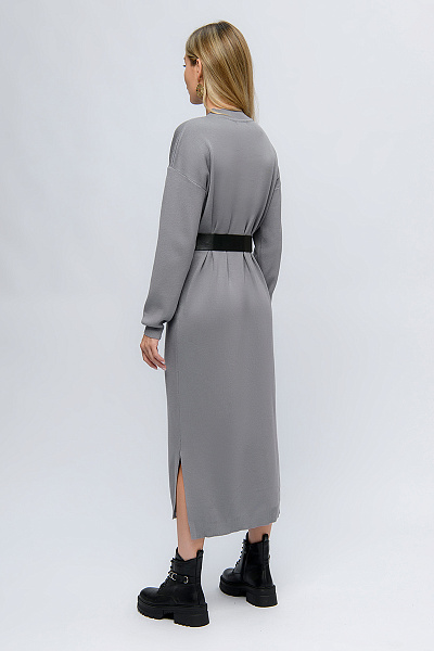 Платье трикотажное серого цвета длины миди с разрезами по бокам