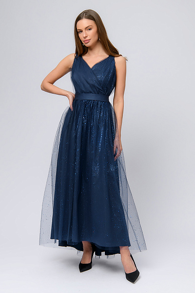 Платье темно-синего цвета на бретелях с мягким фатином